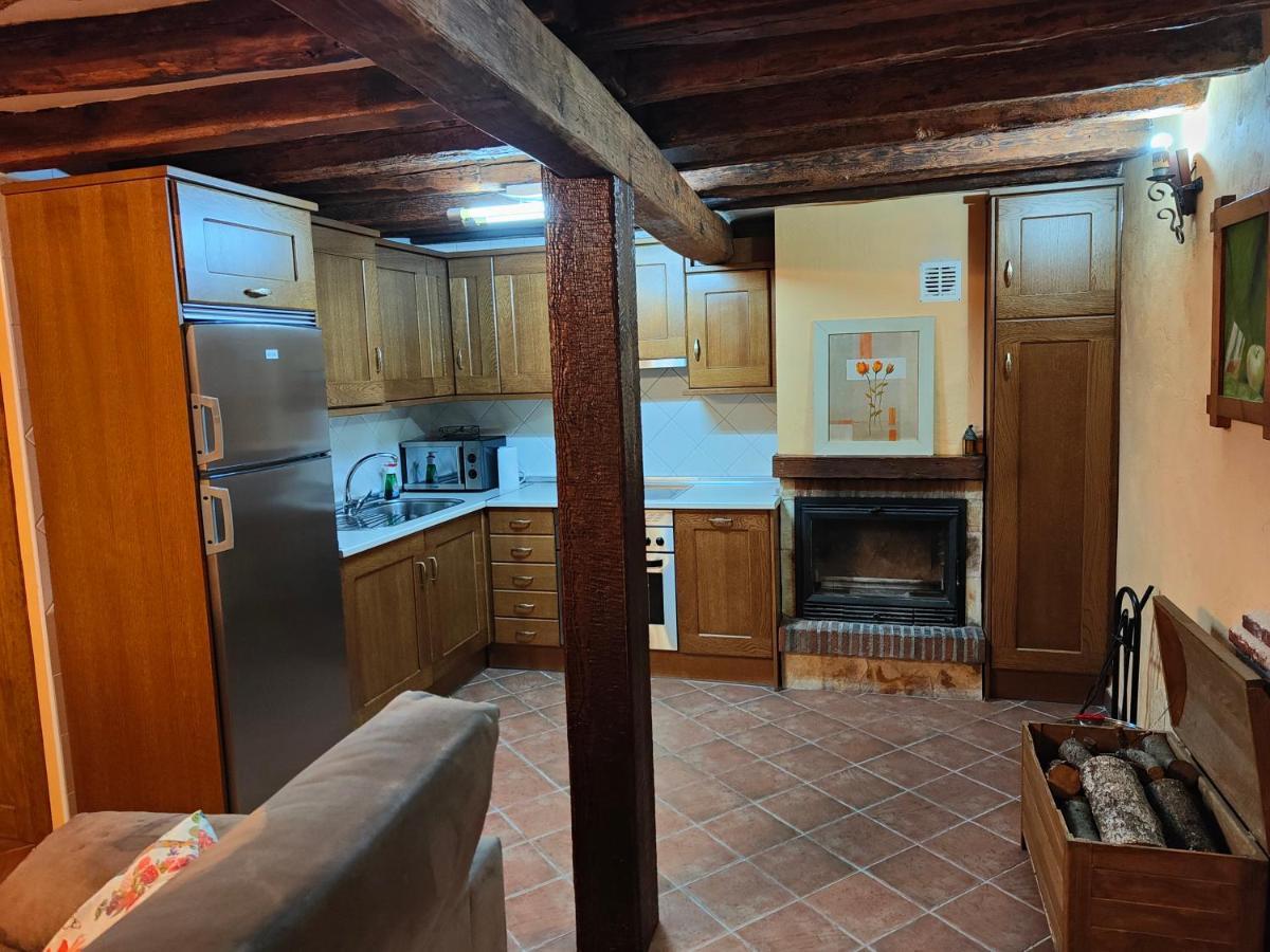 Casa Vieja Tabanera A 8 Min De Segoia Pensionat Tabanera del Monte Eksteriør billede