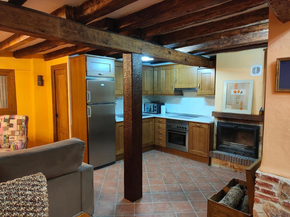 Casa Vieja Tabanera A 8 Min De Segoia Pensionat Tabanera del Monte Eksteriør billede