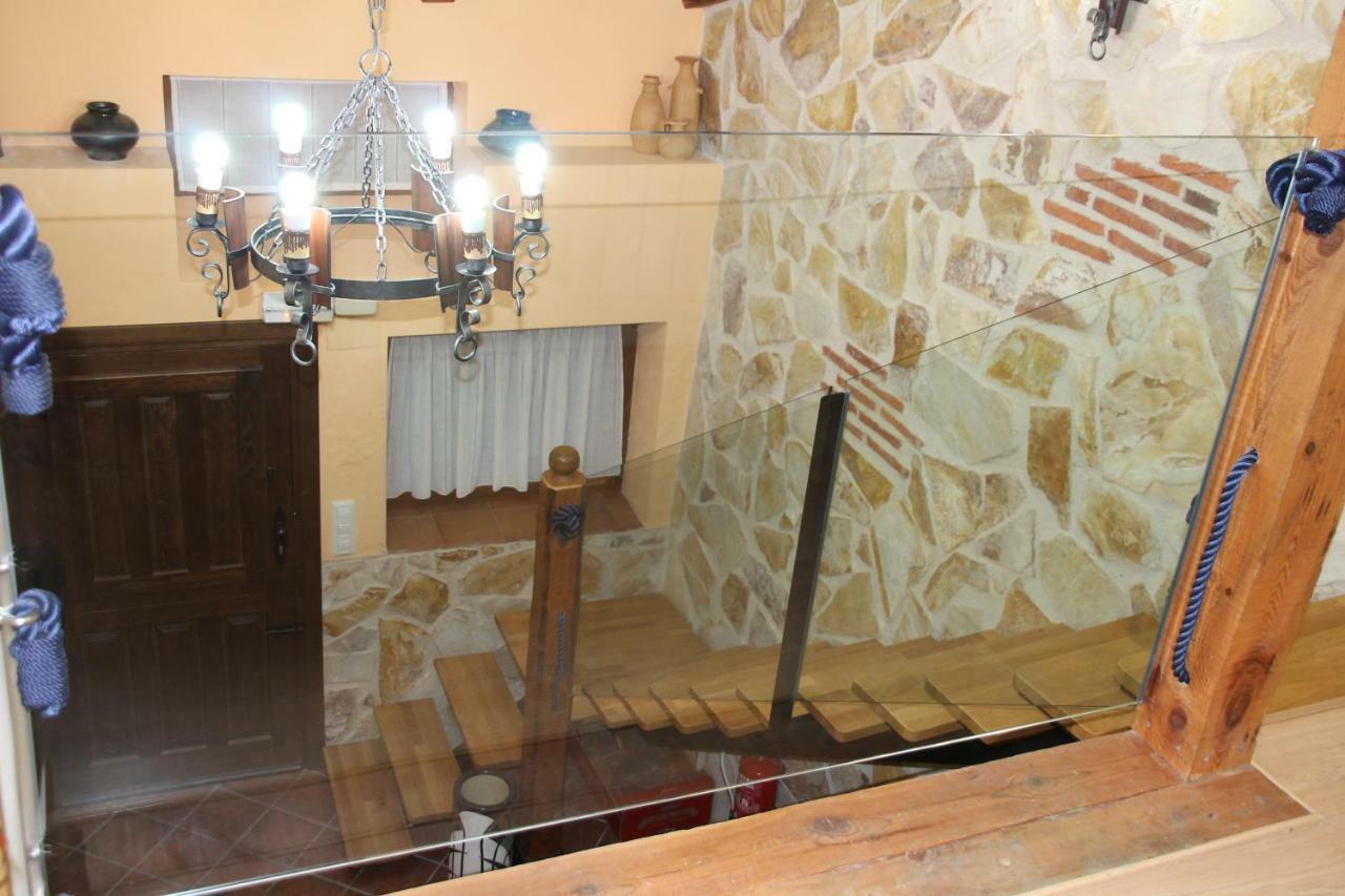 Casa Vieja Tabanera A 8 Min De Segoia Pensionat Tabanera del Monte Eksteriør billede